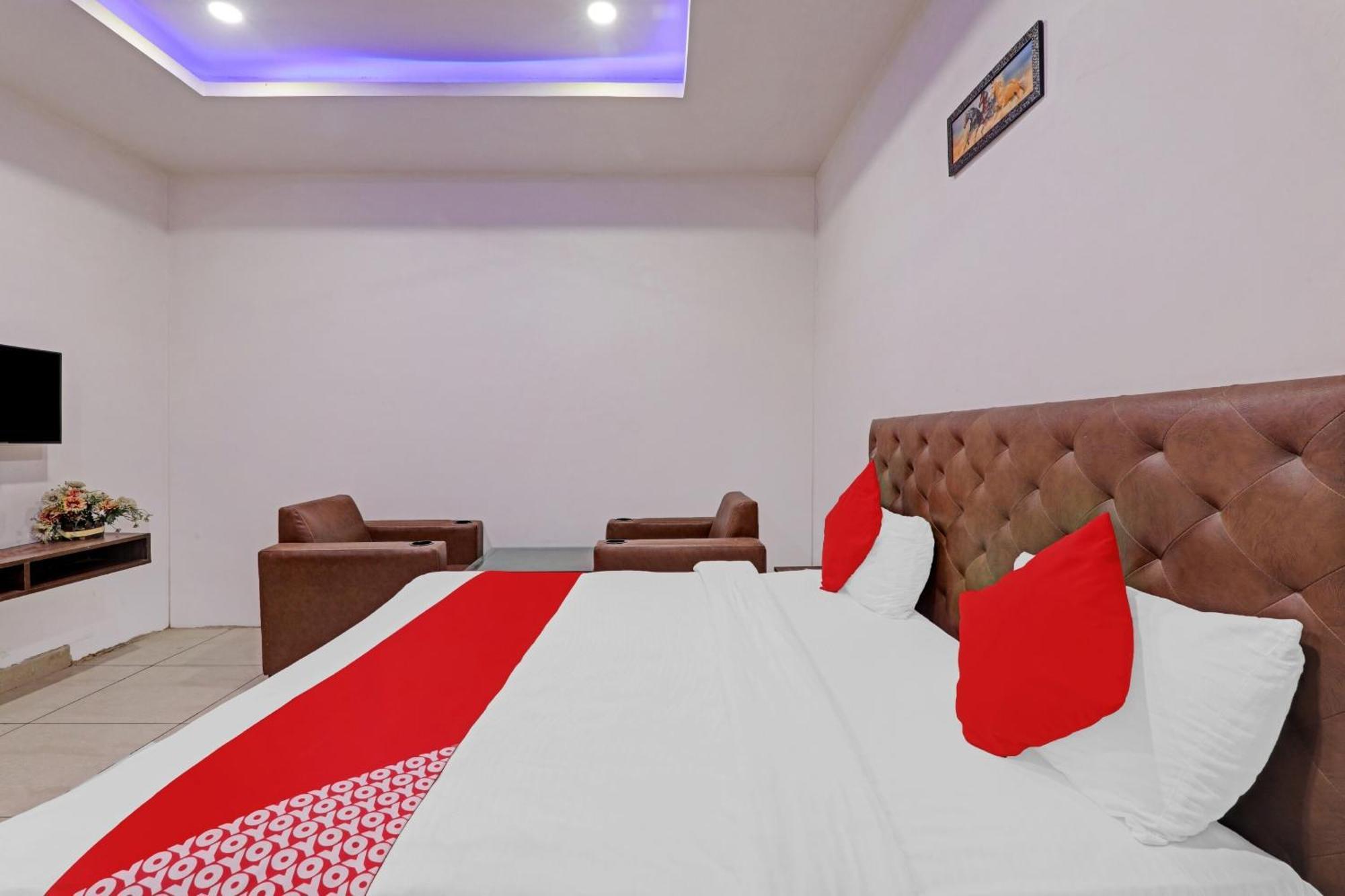 Super Hotel O Satya Shiv Inn Banthra Sikandarpur Экстерьер фото
